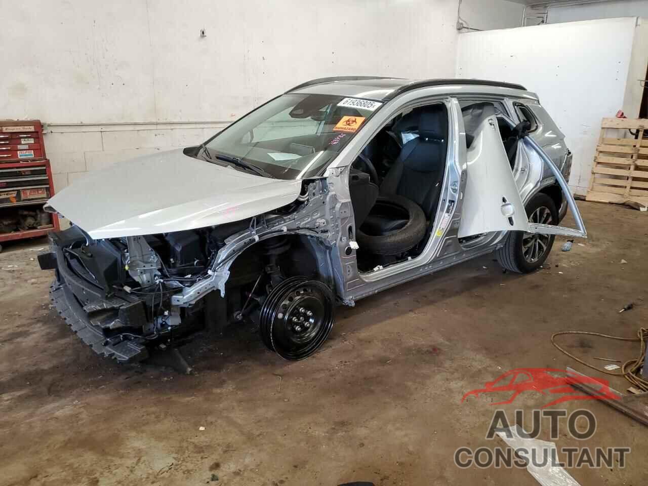 TOYOTA COROLLA CR 2024 - 7MUDAABG3RV102018