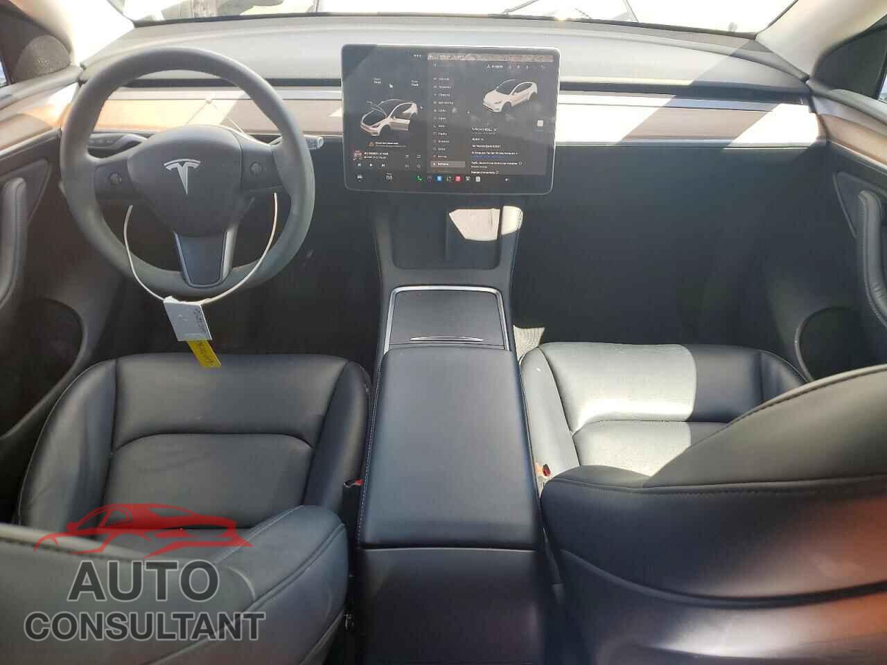 TESLA MODEL Y 2025 - 7SAYGDED9SF229317