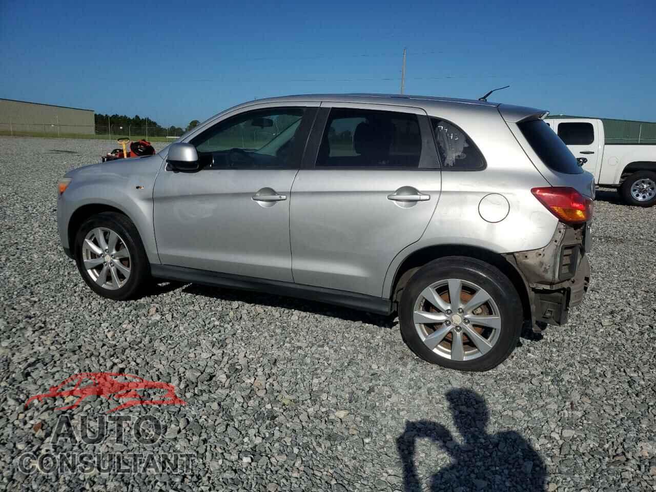 MITSUBISHI OUTLANDER 2013 - 4A4AR3AU6DE022017