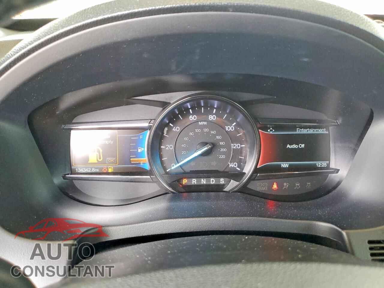 FORD EXPLORER 2018 - 1FM5K7FH3JGB15072