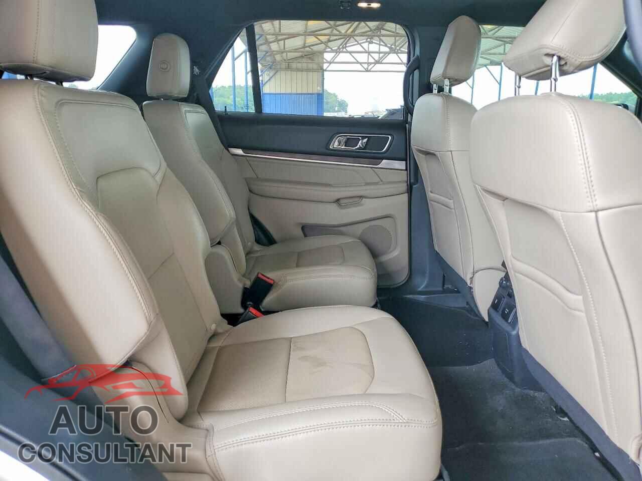 FORD EXPLORER 2018 - 1FM5K7FH3JGB15072