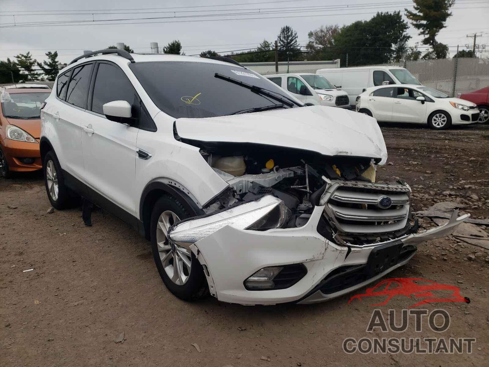 FORD ESCAPE 2018 - 1FMCU0GD9JUA25253