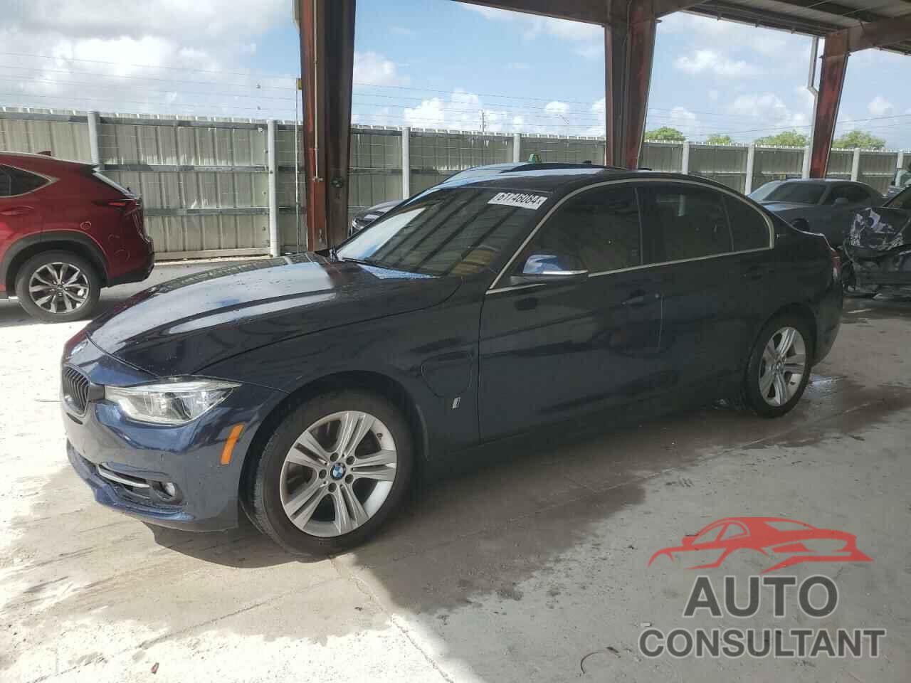 BMW 3 SERIES 2017 - WBA8E1C37HA156247