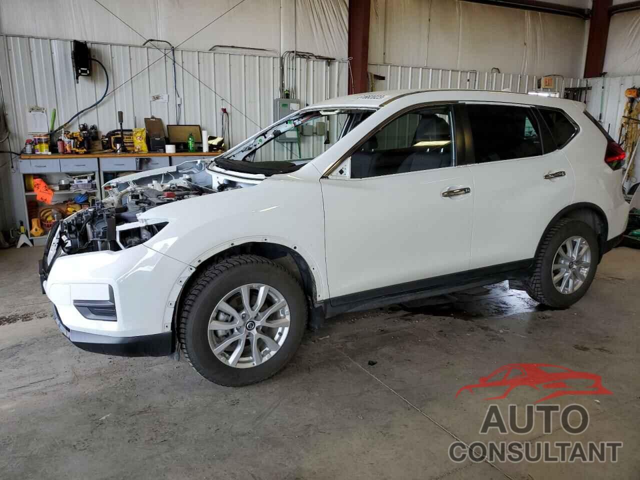 NISSAN ROGUE 2020 - KNMAT2MV2LP517955