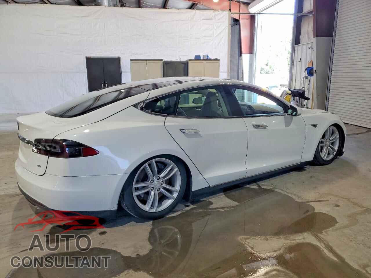 TESLA MODEL S 2014 - 5YJSA1H12EFP45883