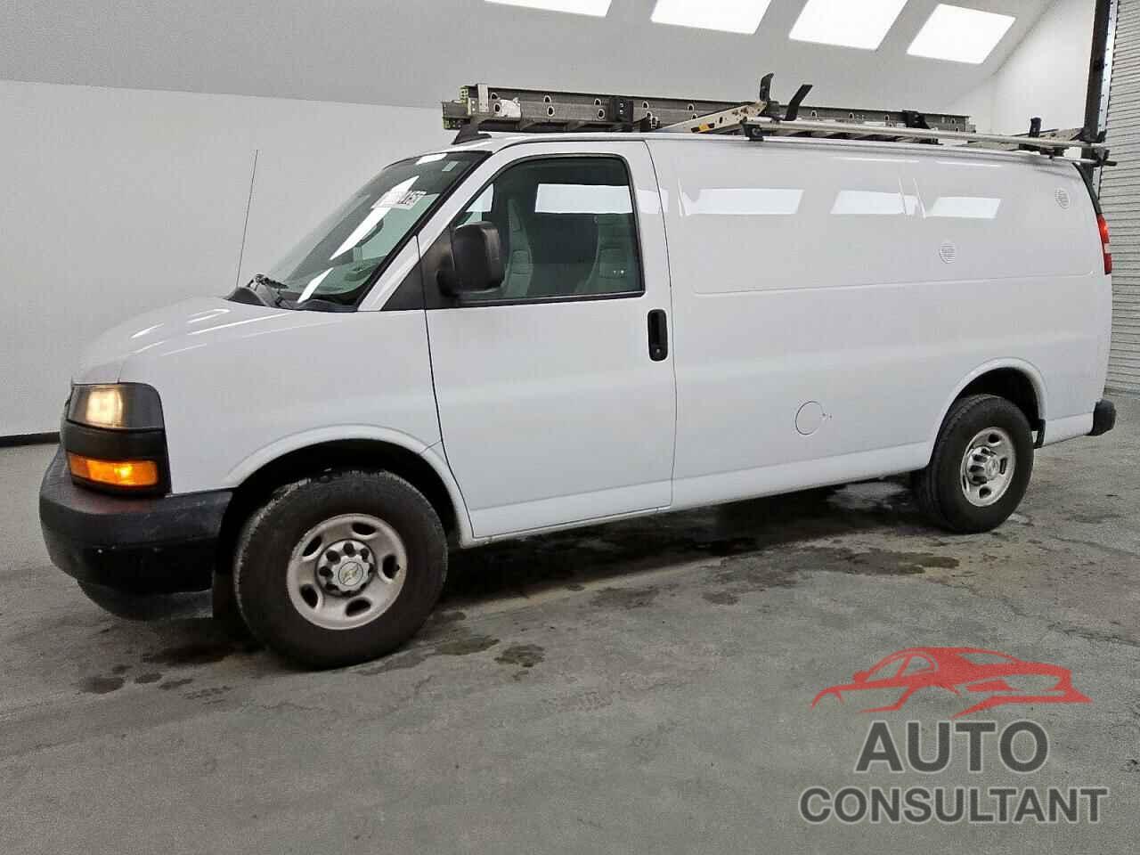 CHEVROLET EXPRESS 2020 - 1GCWGAFG5L1277807
