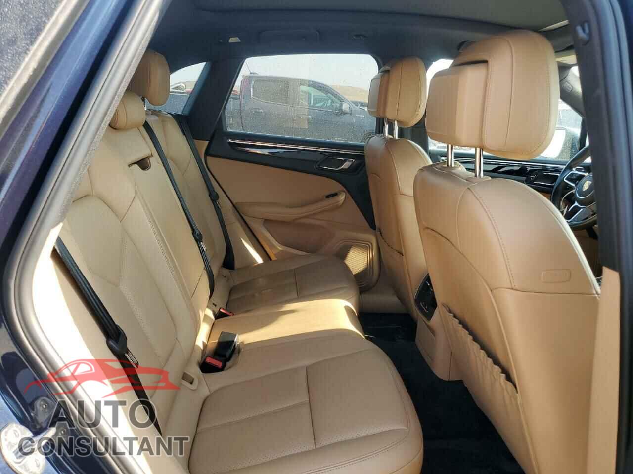 PORSCHE MACAN 2016 - WP1AB2A5XGLB58387
