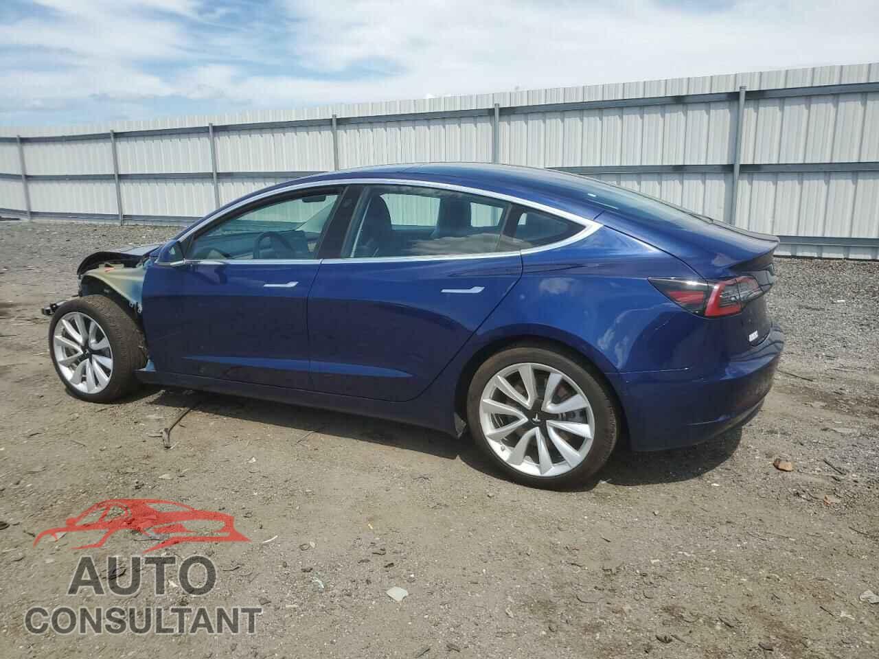 TESLA MODEL 3 2018 - 5YJ3E1EB5JF088397
