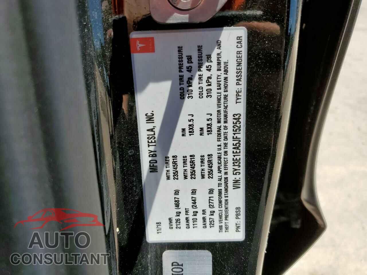 TESLA MODEL 3 2018 - 5YJ3E1EA5JF152543