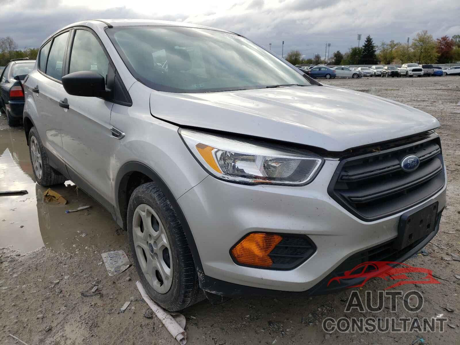 FORD ESCAPE 2017 - 1FMCU0F79HUD07737