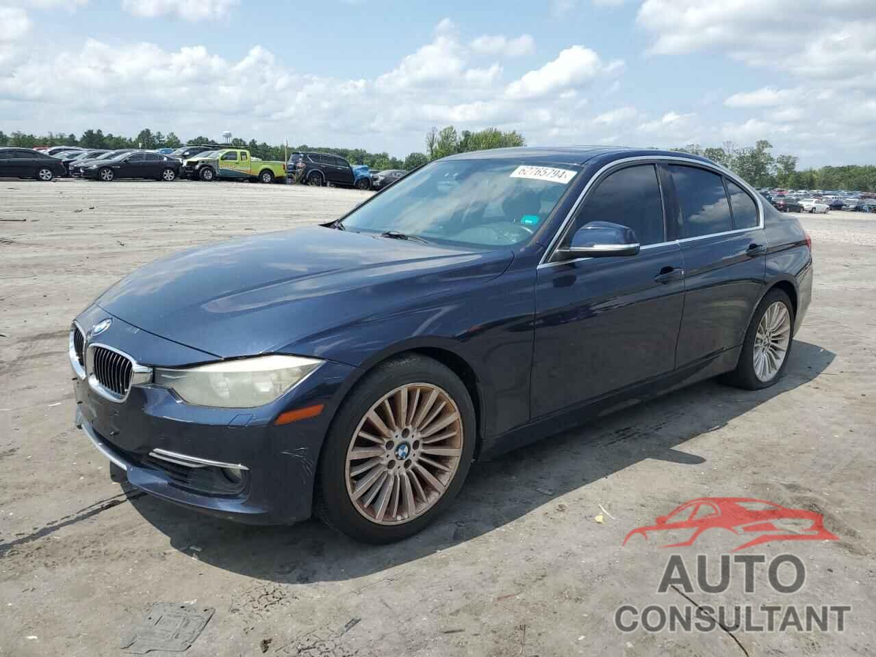 BMW 3 SERIES 2012 - WBA3A5C52CF257206