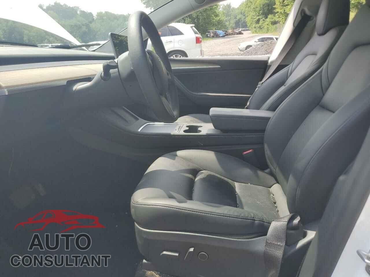 TESLA MODEL Y 2023 - 7SAYGDEE9PA041992
