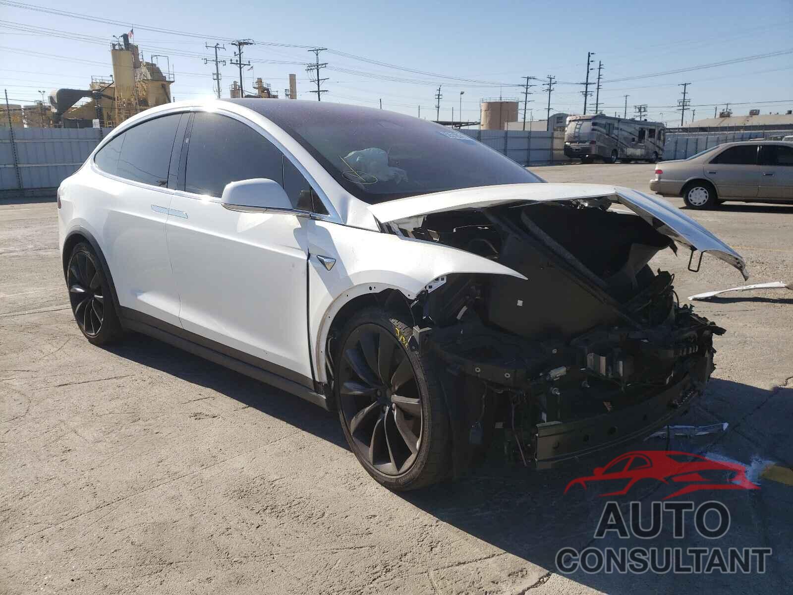 TESLA MODEL X 2017 - 5YJXCBE23HF045894