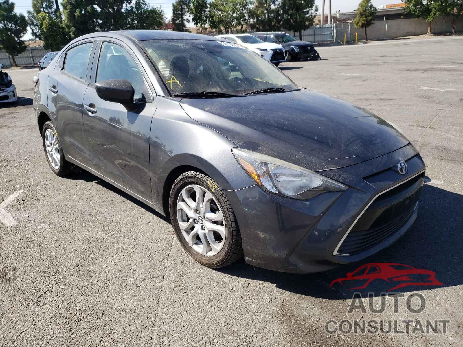 TOYOTA YARIS 2017 - 3MYDLBYV8HY169657