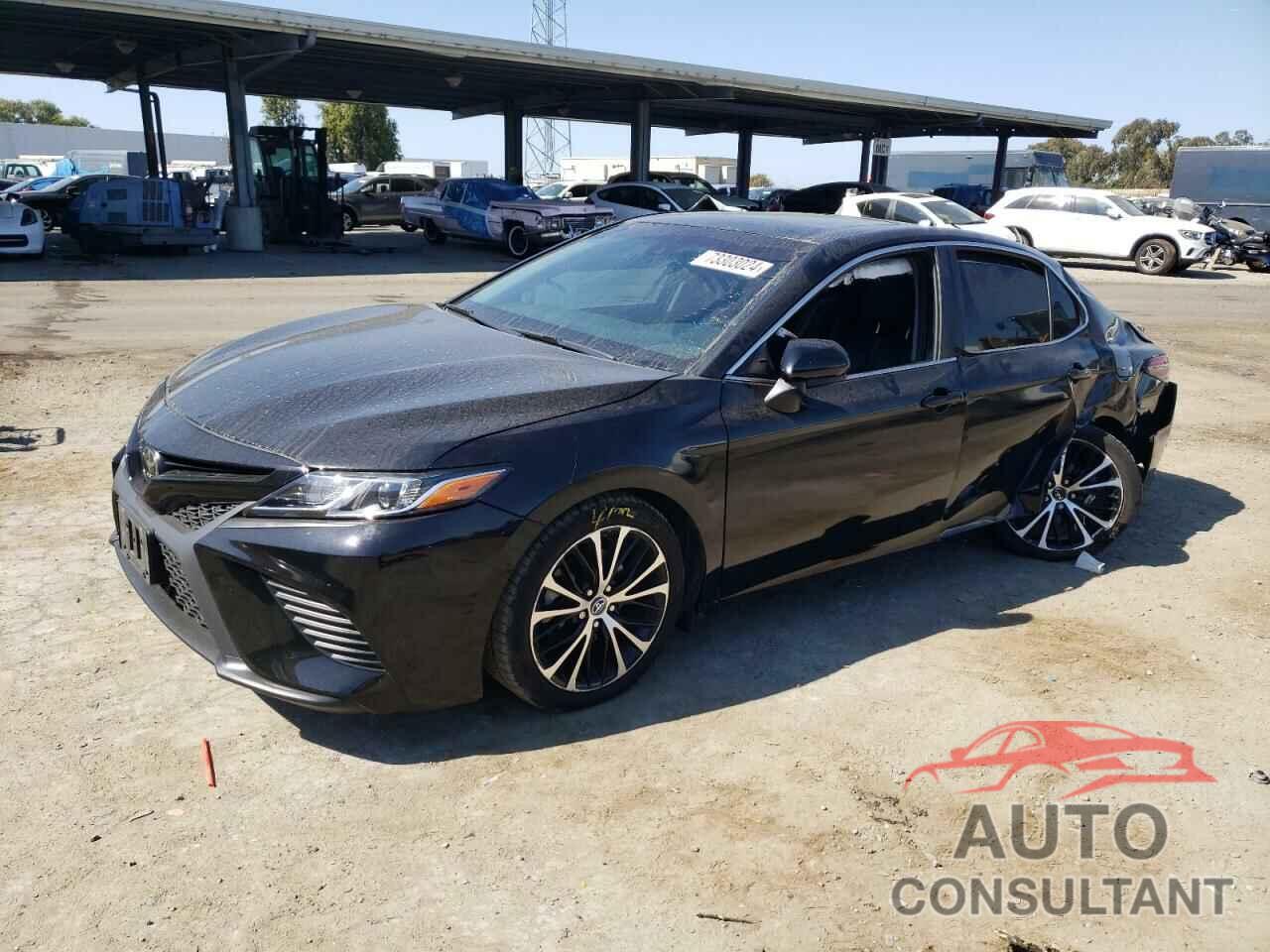 TOYOTA CAMRY 2018 - 4T1B11HK1JU130540