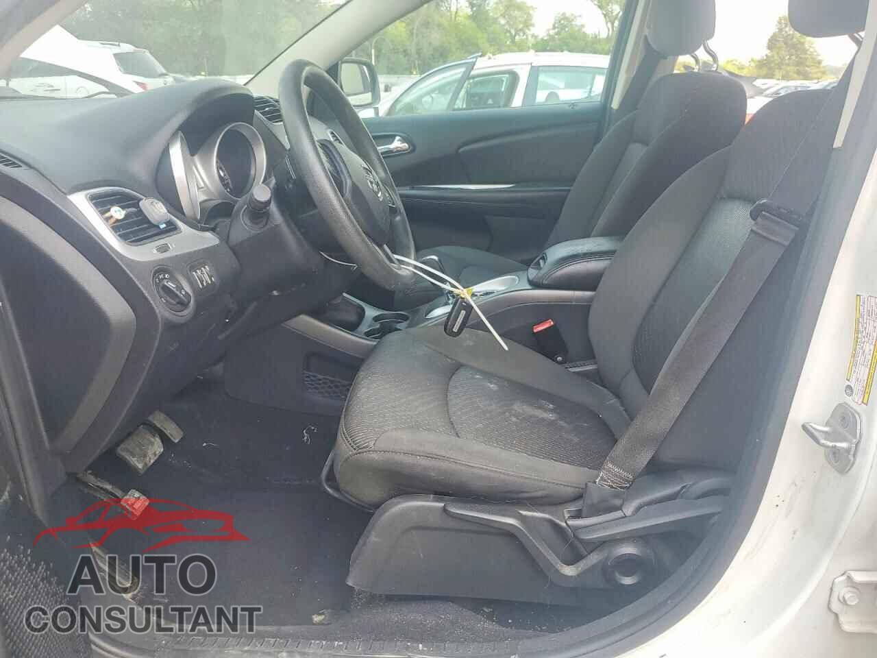 DODGE JOURNEY 2012 - 3C4PDCBG0CT223841