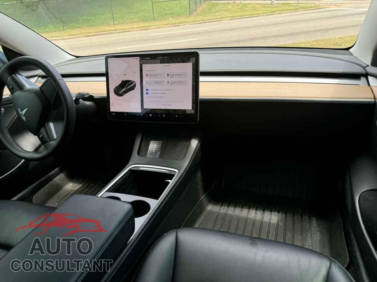 TESLA MODEL 3 2021 - 5YJ3E1EA7MF986852