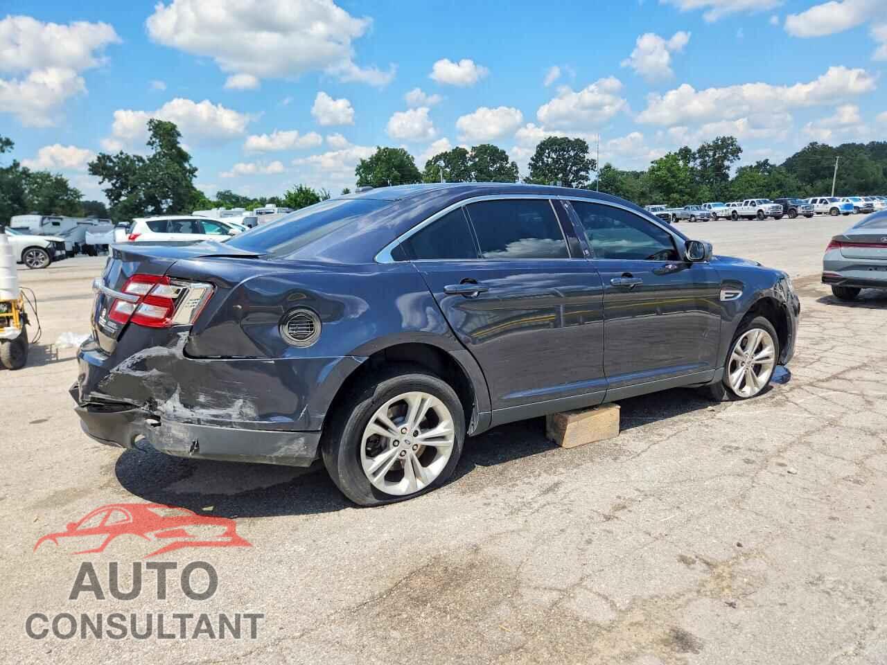FORD TAURUS 2017 - 1FAHP2E88HG114698