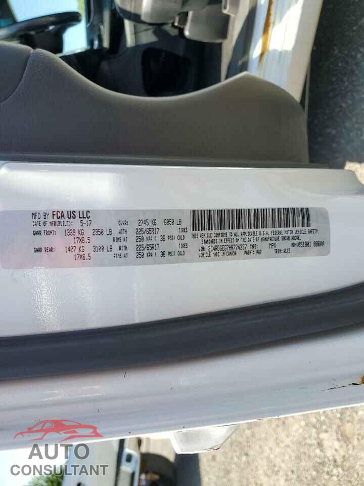 DODGE CARAVAN 2017 - 2C4RDGEG7HR774337