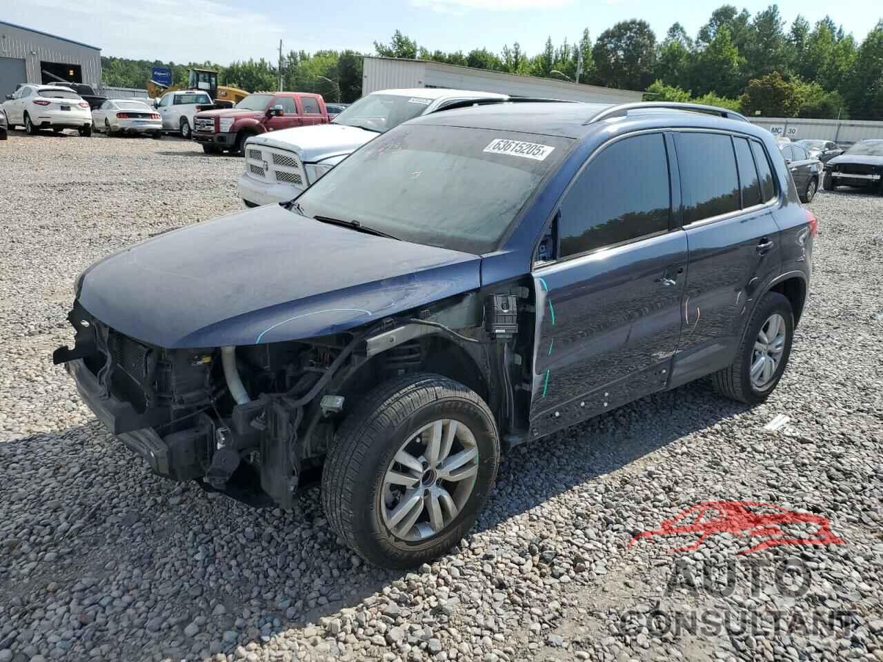 VOLKSWAGEN TIGUAN 2016 - WVGAV7AXXGW603213