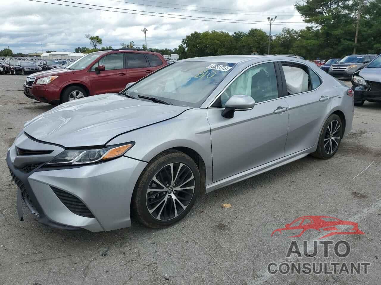 TOYOTA CAMRY 2018 - 4T1B11HK6JU600271