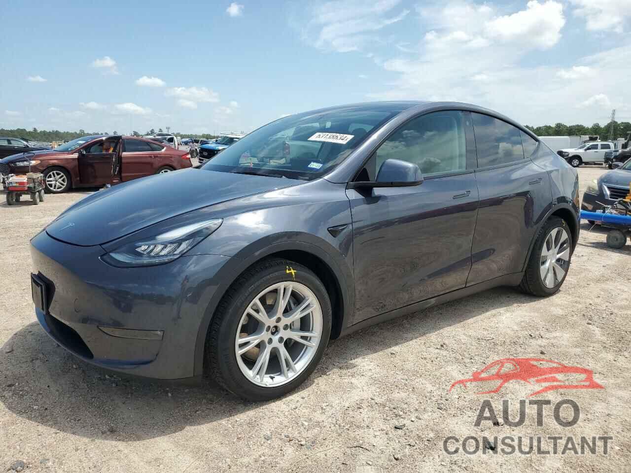 TESLA MODEL Y 2021 - 5YJYGDEE4MF083224