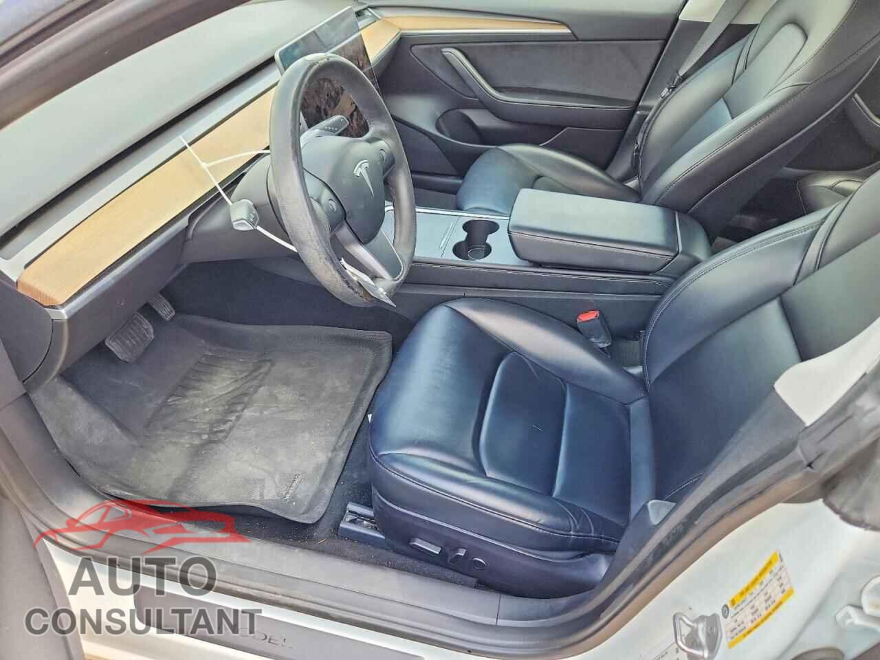 TESLA MODEL 3 2021 - 5YJ3E1EA8MF100280