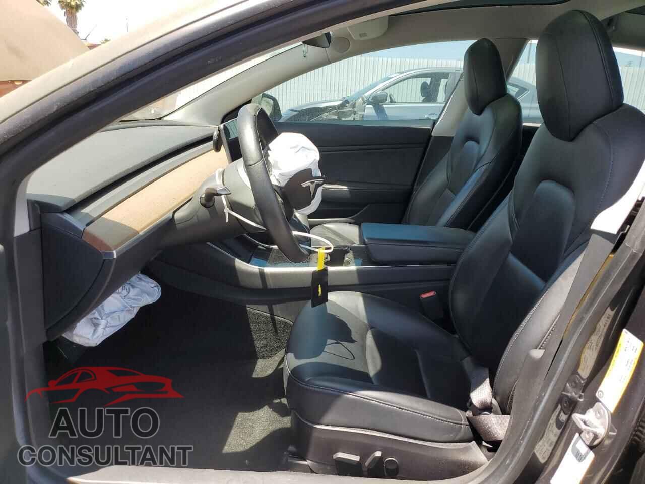 TESLA MODEL 3 2019 - 5YJ3E1EA9KF464267