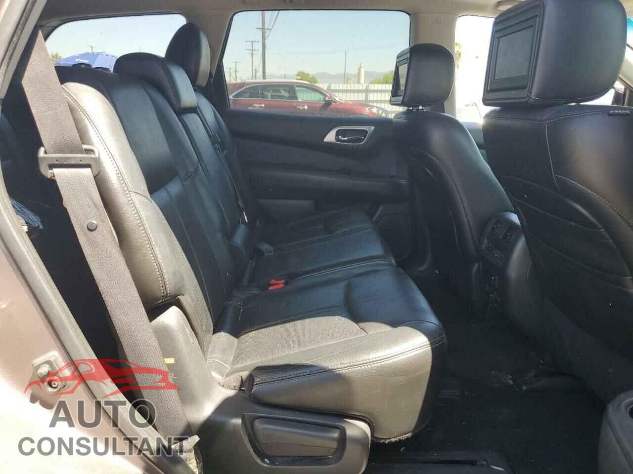 NISSAN PATHFINDER 2013 - 5N1AR2MM7DC608522