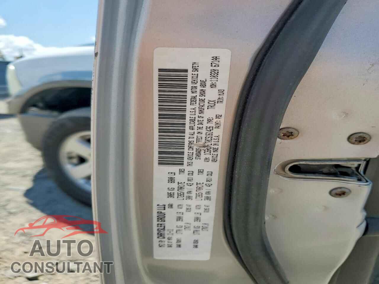 DODGE RAM 1500 2012 - 1C6RD7LT0CS161426