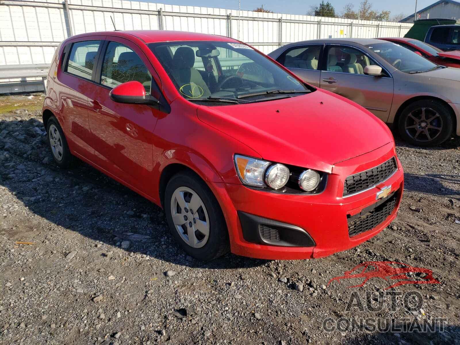 CHEVROLET SONIC 2016 - 1G1JA6SG2G4118299