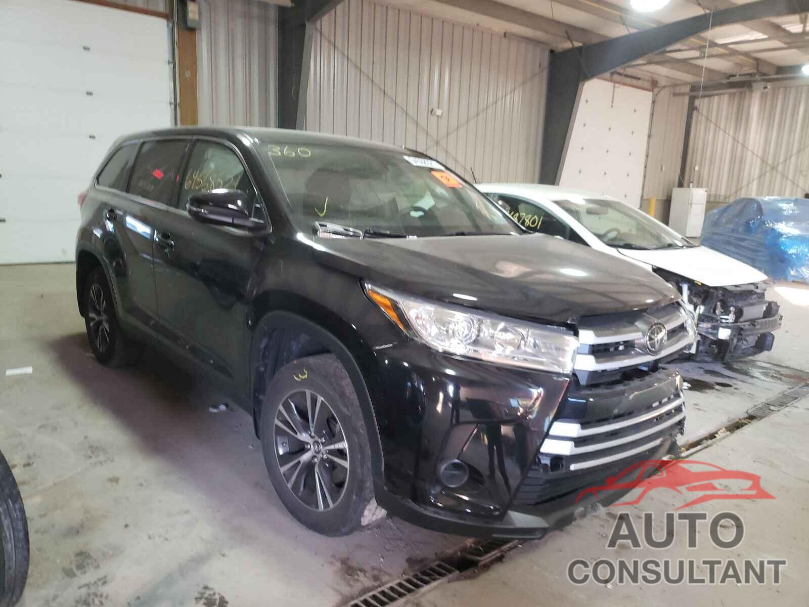 TOYOTA HIGHLANDER 2019 - 5TDBZRFH4KS989078