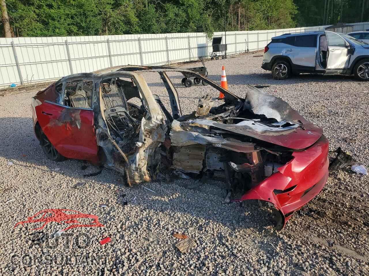 TESLA MODEL 3 2018 - 5YJ3E1EA5JF042334