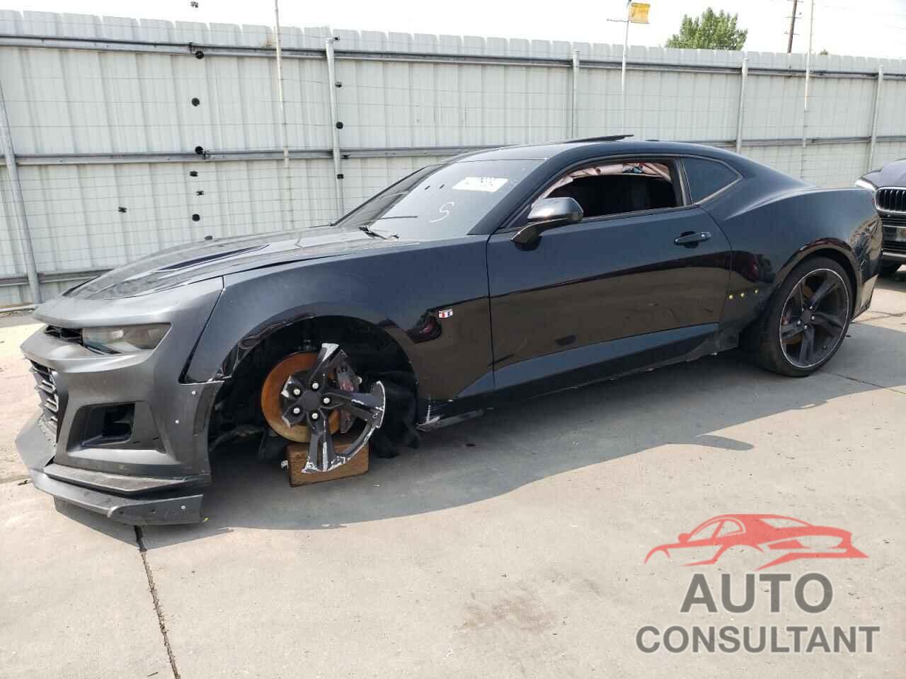 CHEVROLET CAMARO 2017 - 1G1FF1R74H0117311