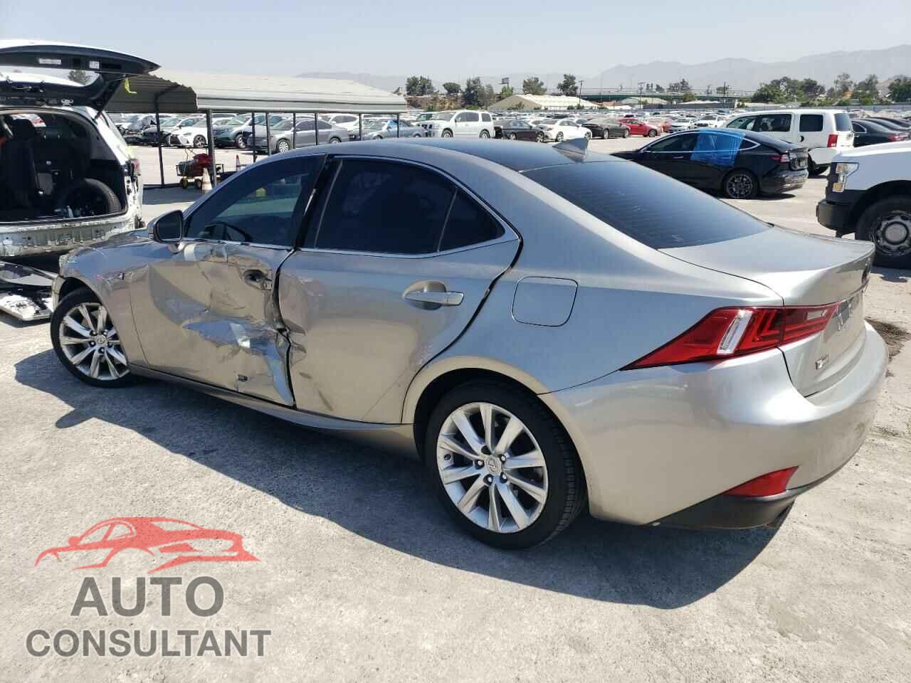 LEXUS IS 2016 - JTHBA1D20G5010689