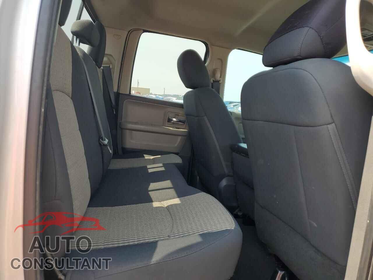 DODGE RAM 1500 2012 - 1C6RD7GP5CS266363