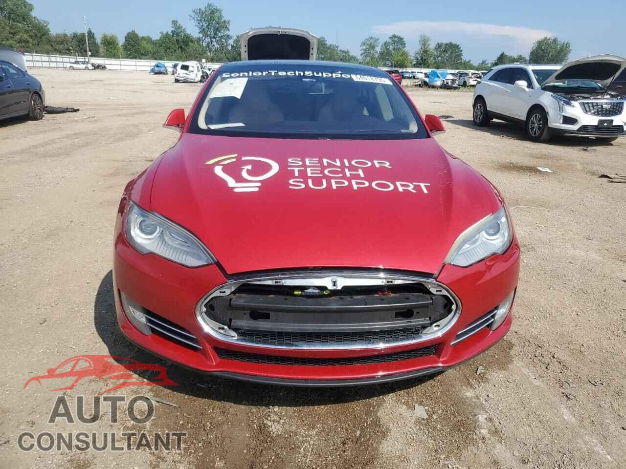 TESLA MODEL S 2013 - 5YJSA1DP1DFP13533