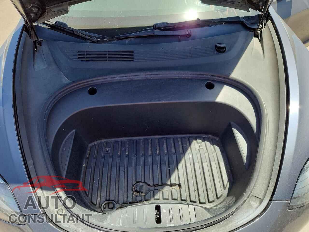 TESLA MODEL 3 2022 - 5YJ3E1EA2NF289879