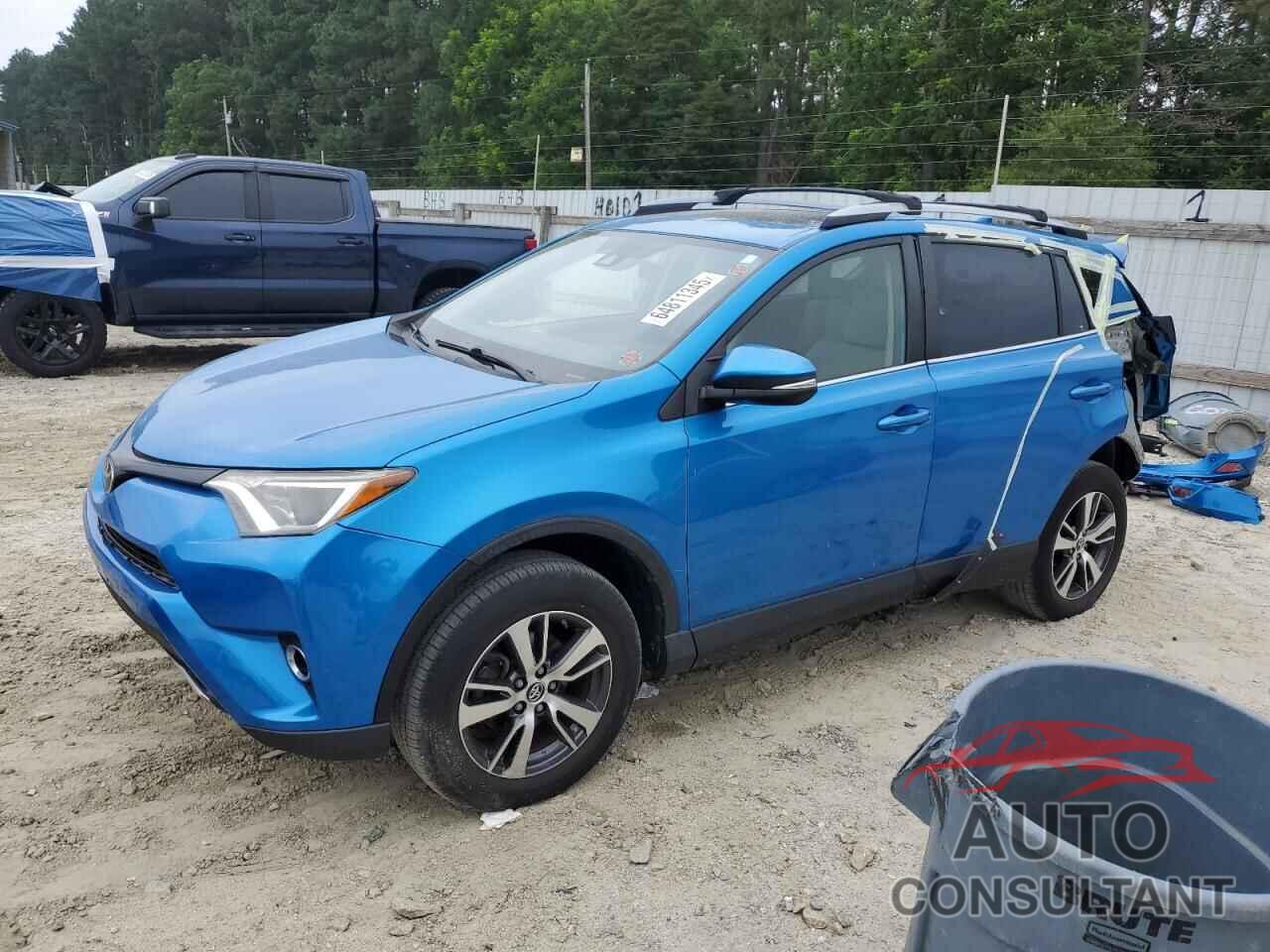 TOYOTA RAV4 2018 - JTMWFREV8JD115831