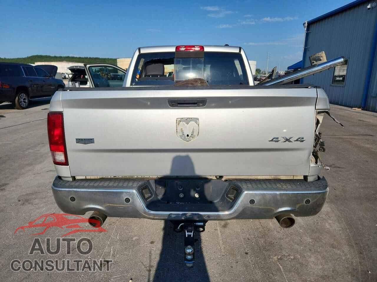 DODGE RAM 1500 2012 - 1C6RD7NT2CS315194