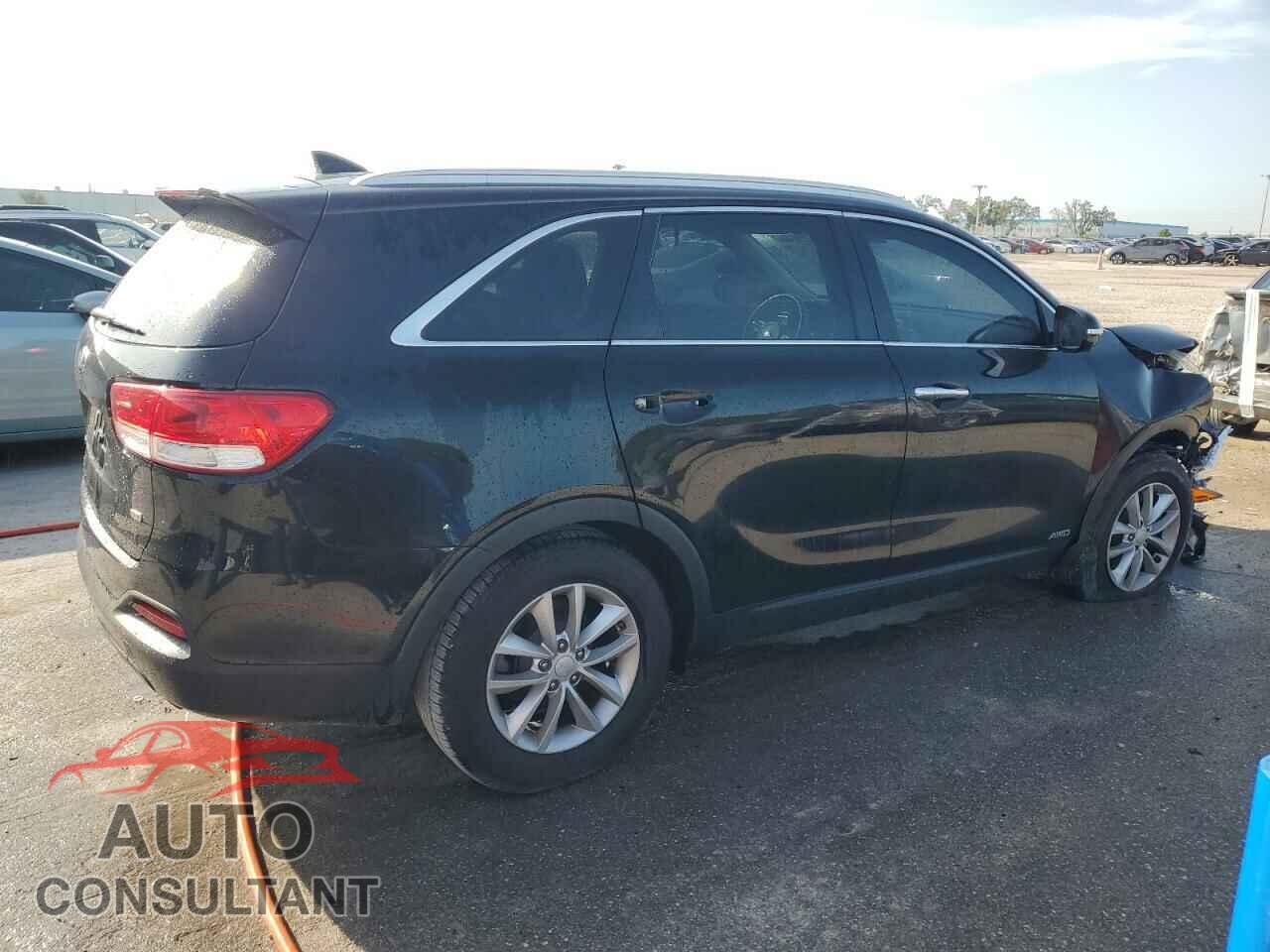 KIA SORENTO 2017 - 5XYPGDA32HG261002