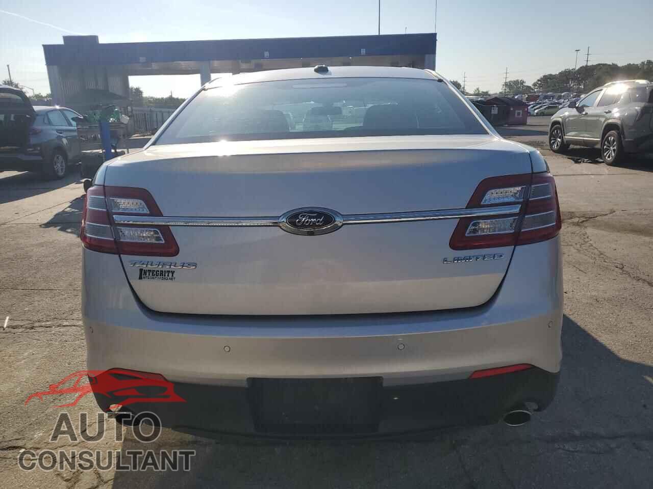FORD TAURUS 2015 - 1FAHP2F80FG180335
