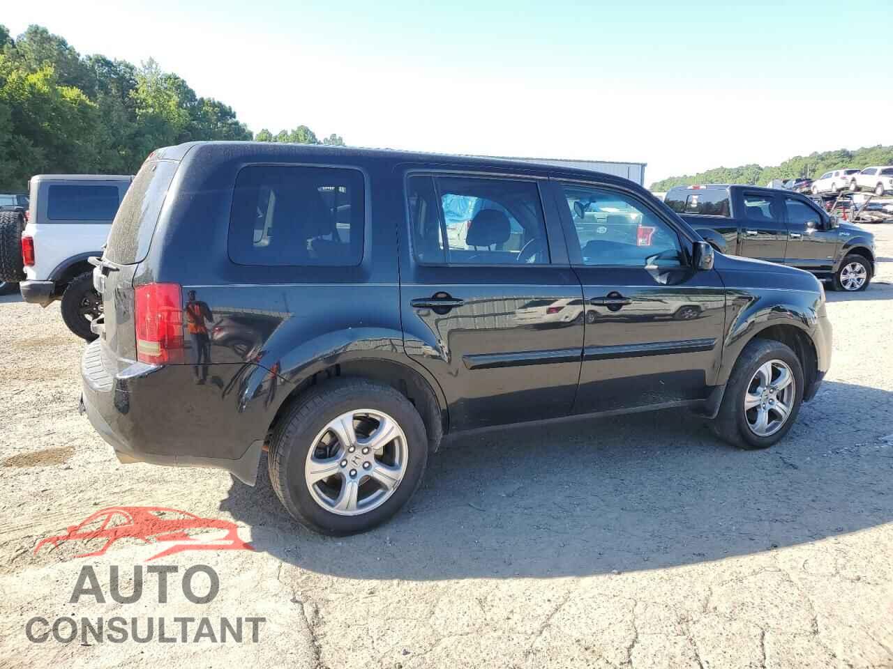 HONDA PILOT 2013 - 5FNYF3H72DB038535