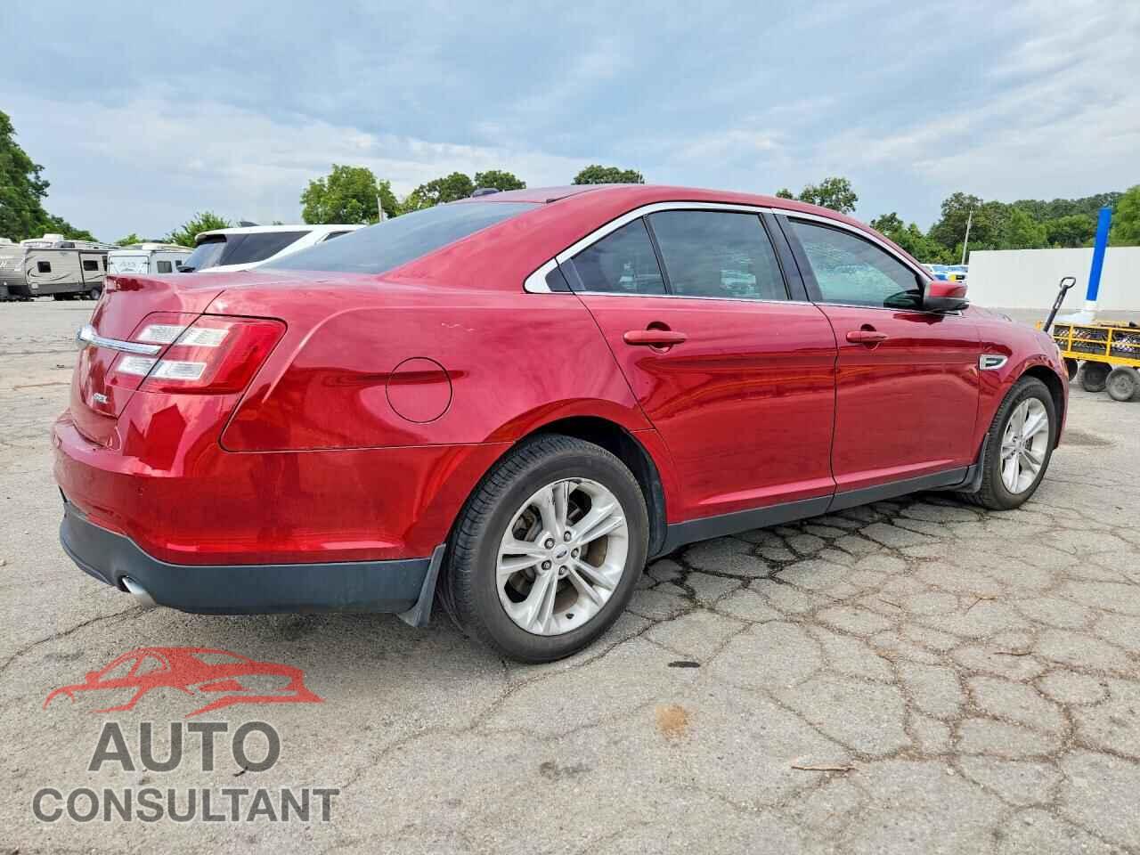 FORD TAURUS 2017 - 1FAHP2E82HG110744