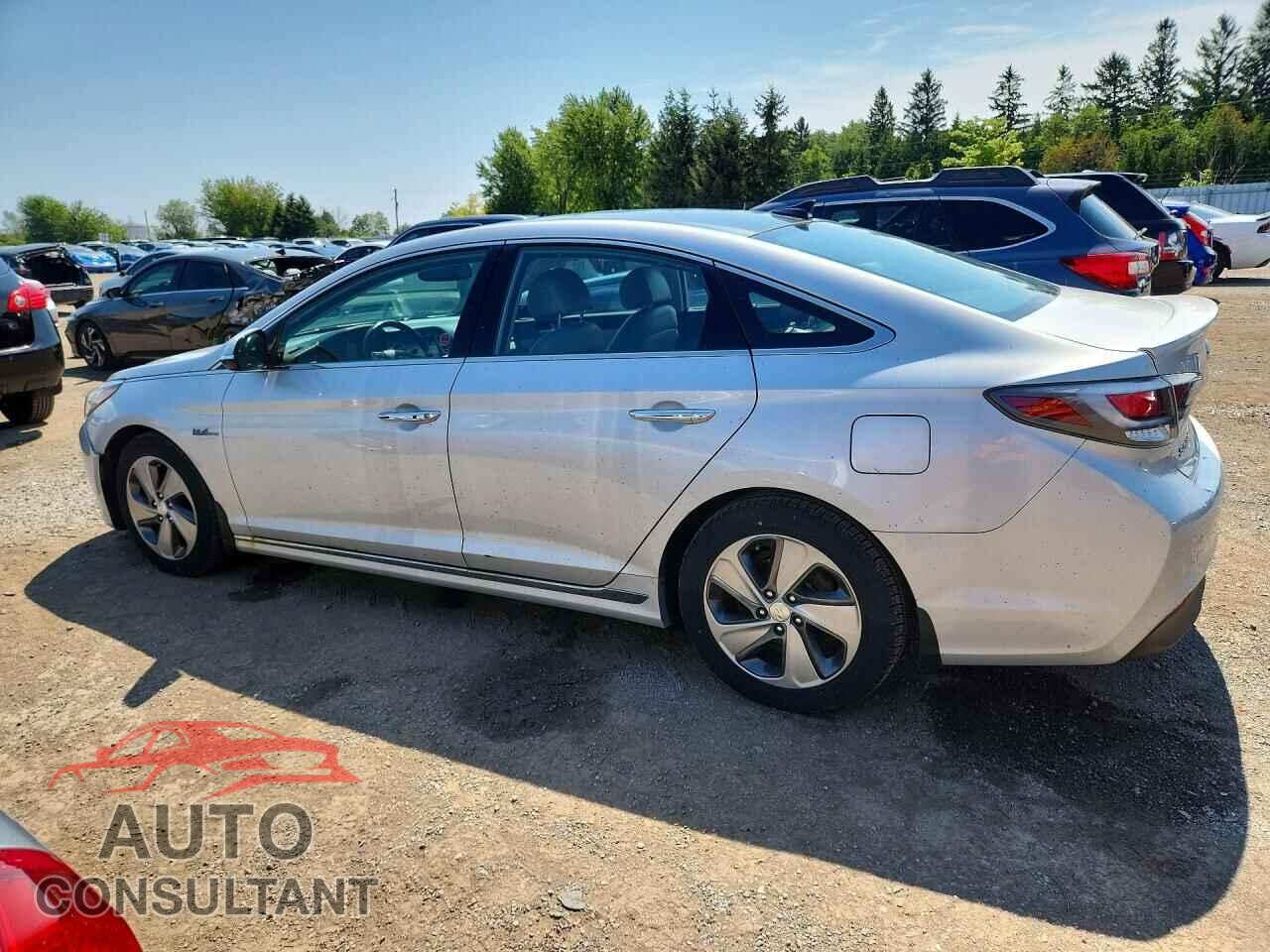 HYUNDAI SONATA 2016 - KMHE34L19GA036357