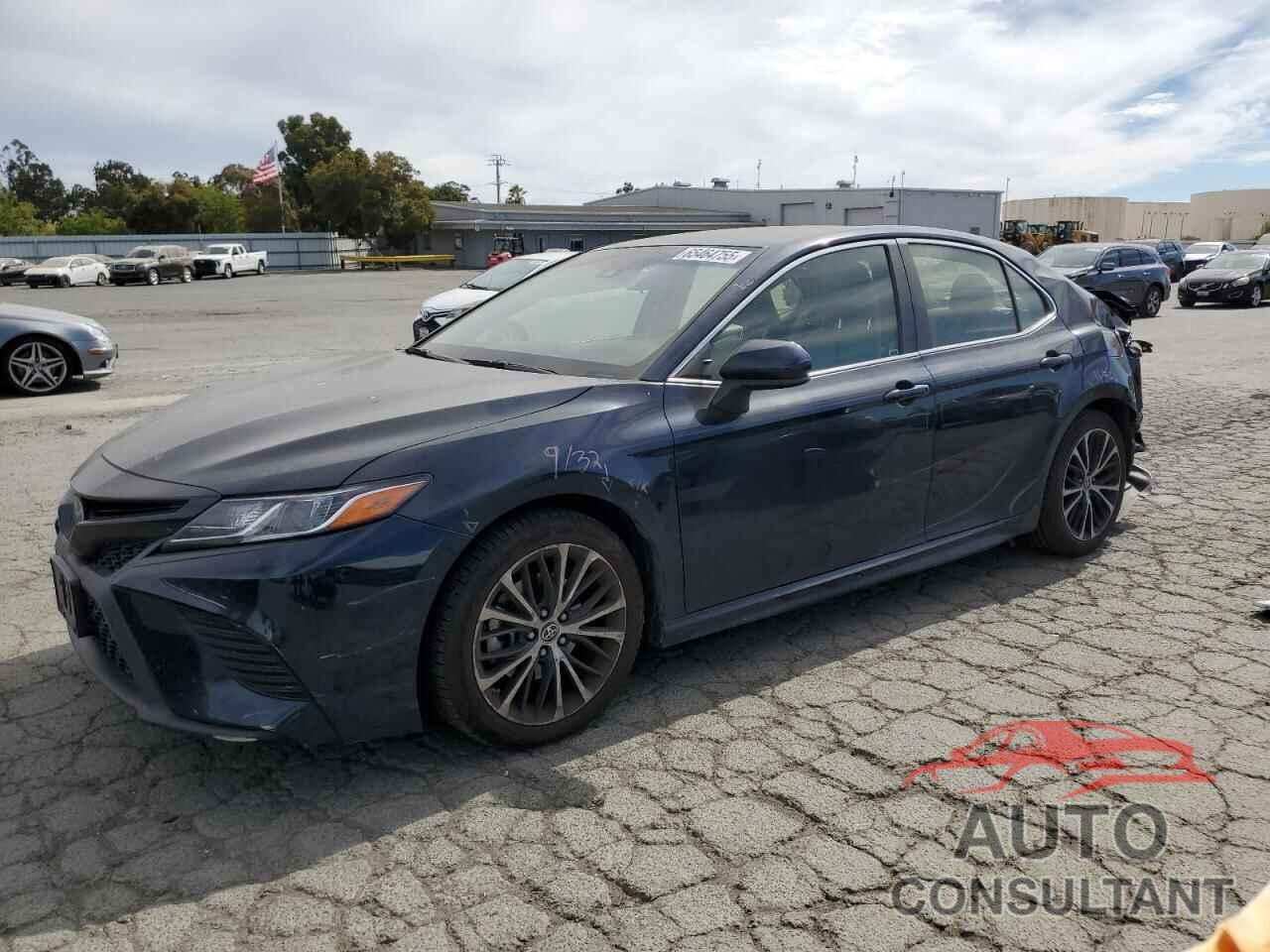 TOYOTA CAMRY 2018 - JTNB11HK6J3038653