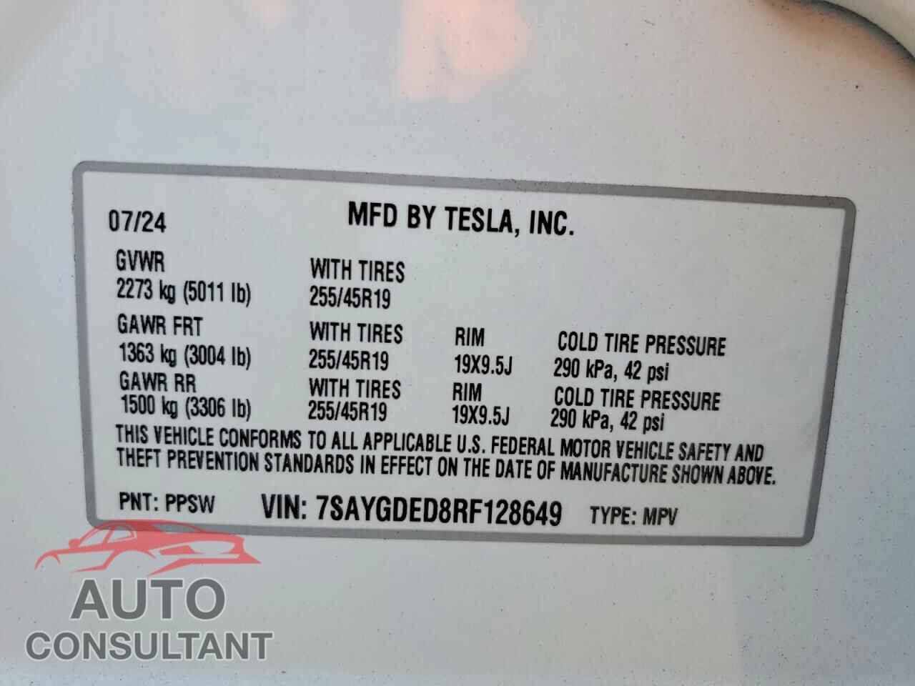 TESLA MODEL Y 2024 - 7SAYGDED8RF128649