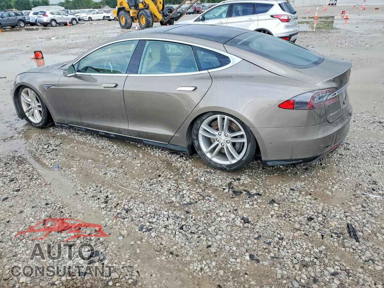 TESLA MODEL S 2015 - 5YJSA1E23FF103073