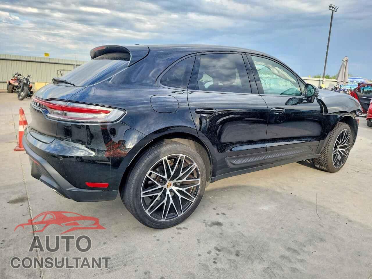 PORSCHE MACAN 2022 - WP1AA2A57NLB08837