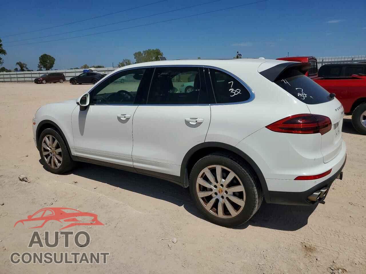 PORSCHE CAYENNE 2017 - WP1AB2A24HLA52752